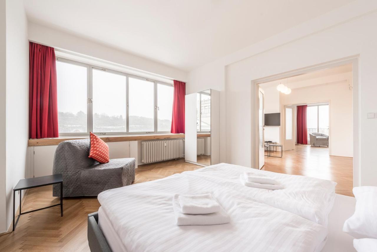 Merkur Apartments Praag Buitenkant foto
